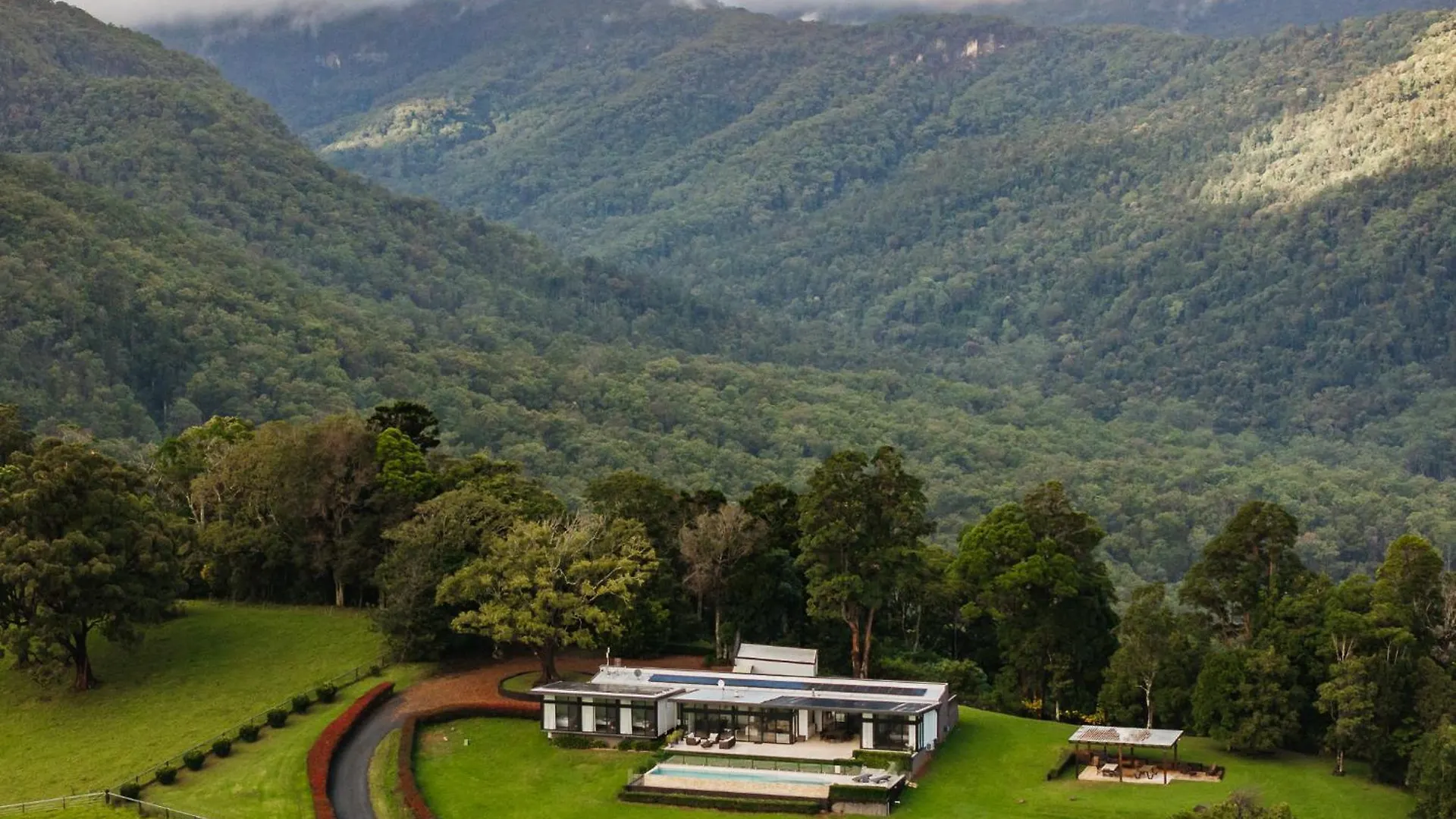 Beechmont Estate Hotel